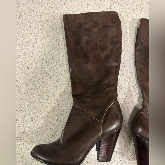 Frye Betty Inside Zip Dark Brown Heeled Boots - Picture 4 of 16